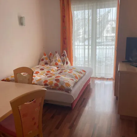 Oda ve Kahvaltı Sonnblick